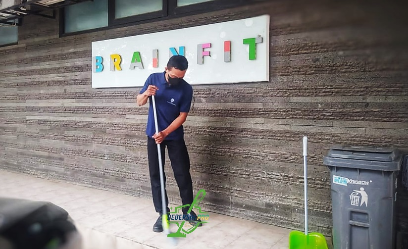 Jasa Cleaning Service Sekolah