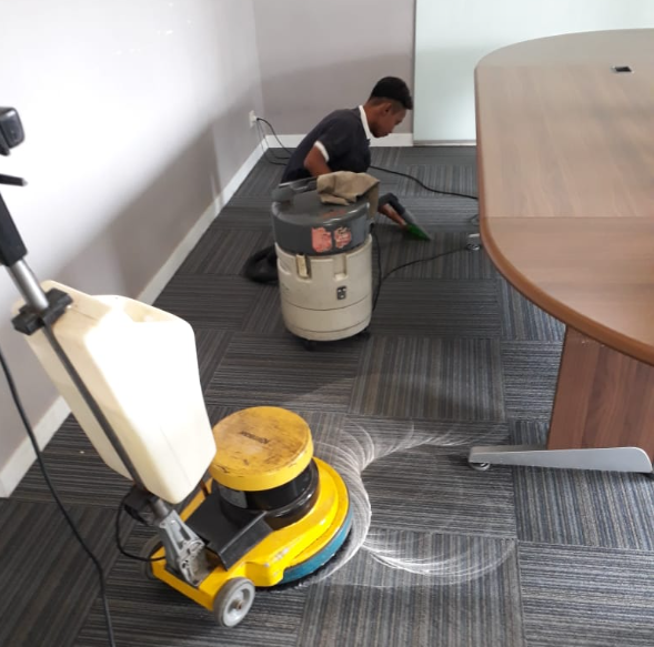 Jasa Cuci Karpet Kantor