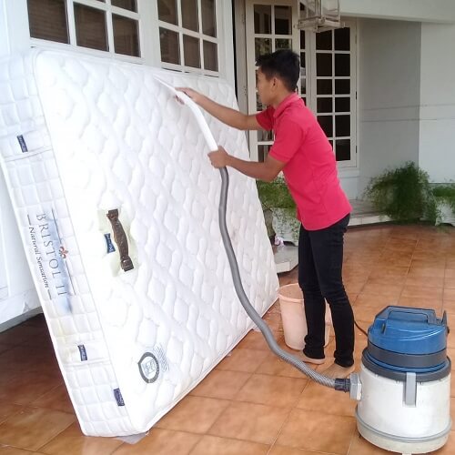 Jasa Cuci Springbed Jakarta Pusat