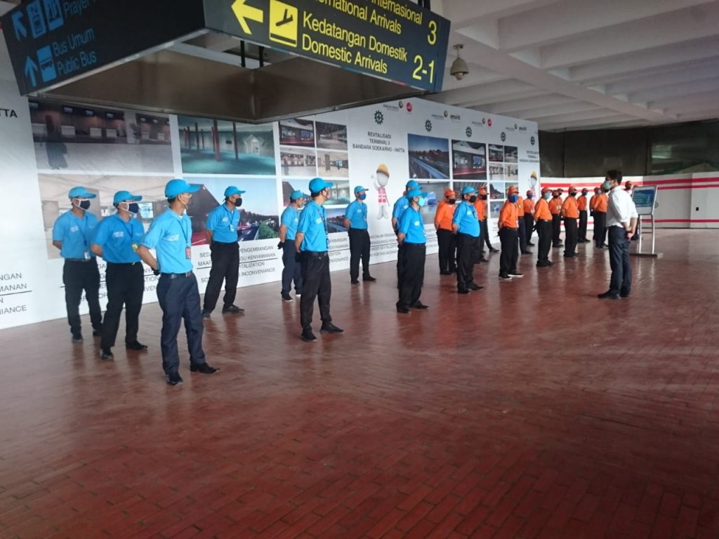 Jasa Cleaning Service Bandara Airport Profesional 1 Cleaning Service Bandara