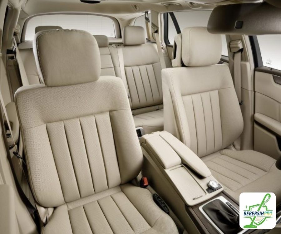 Cuci Jok Mobil di Jakarta Timur