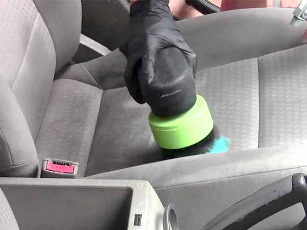 Jasa Cuci Jok Mobil Summarecon: Solusi Interior Mobil Bersih Sempurna & Higienis 3 cuci jok mobil Summarecon